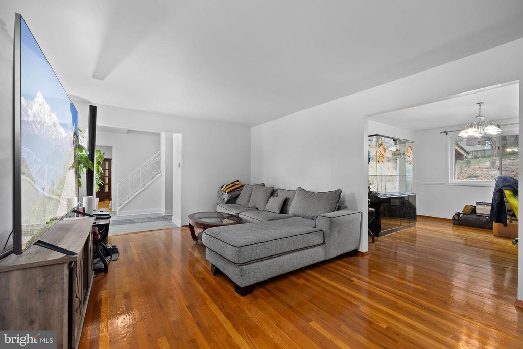 12405 Lima Dr
