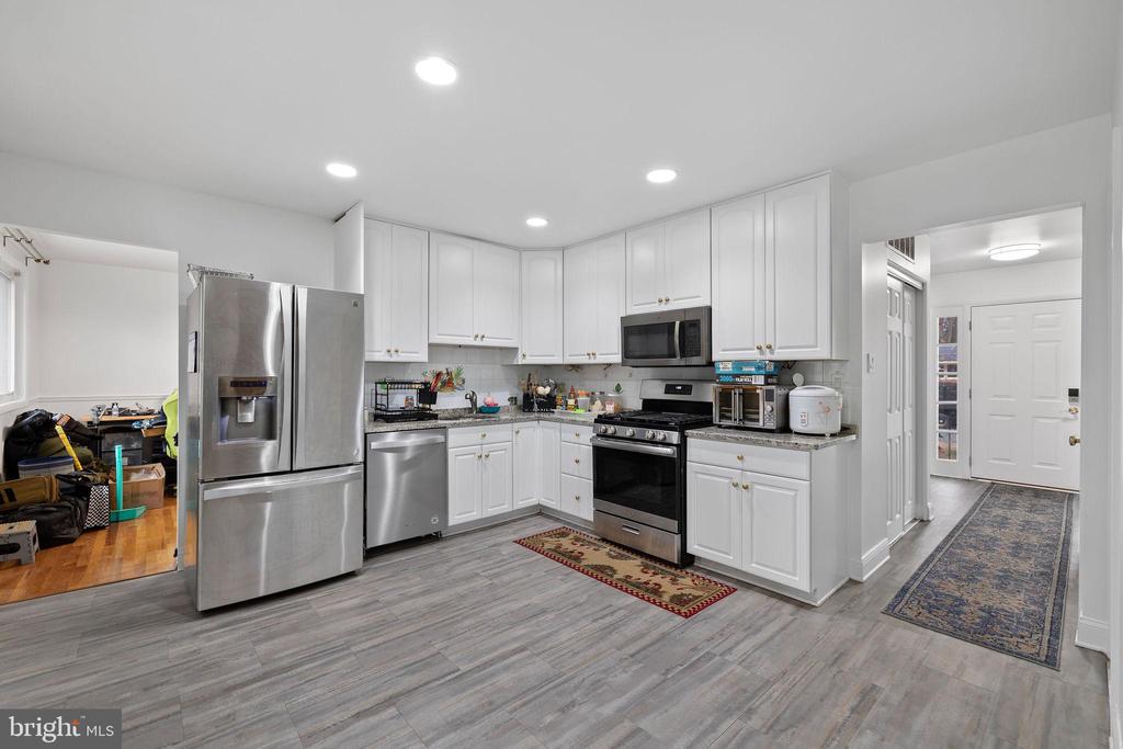 12405 Lima Dr