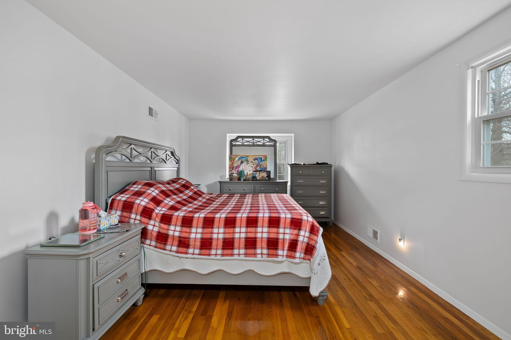 12405 Lima Dr