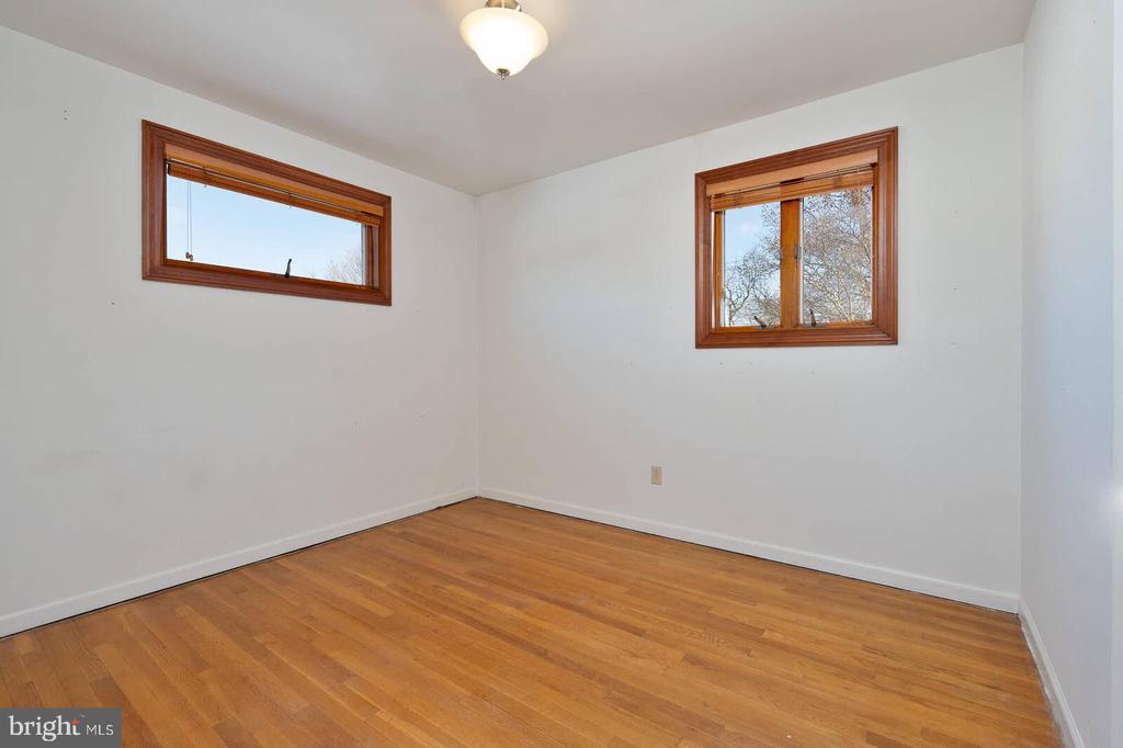 4808 Wilwyn Way