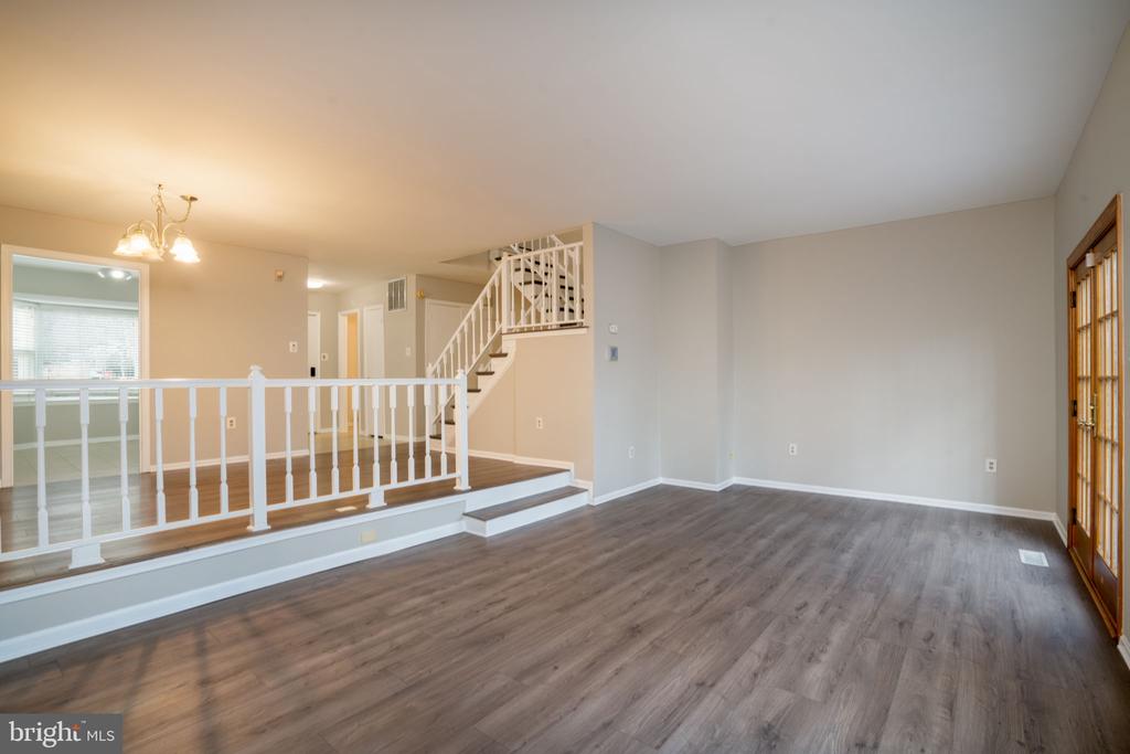 7502 CODDLE HARBOR