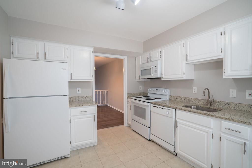 7502 CODDLE HARBOR