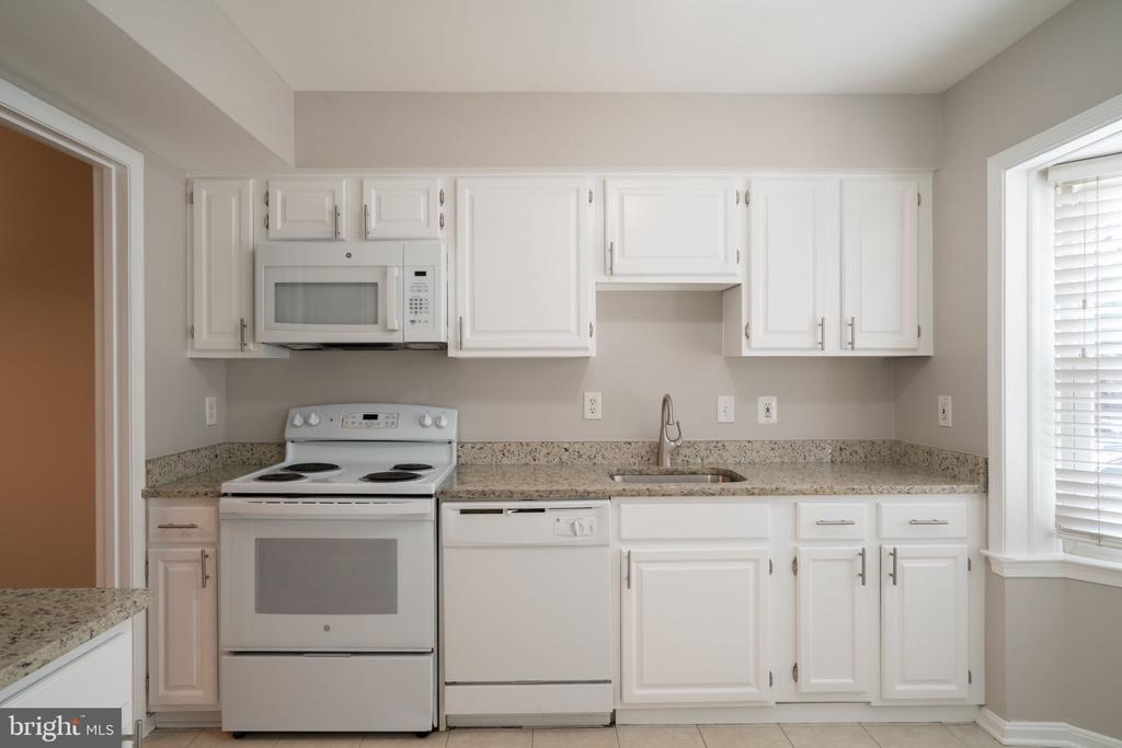 7502 CODDLE HARBOR
