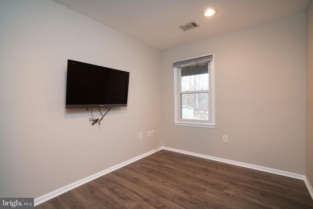 7502 CODDLE HARBOR