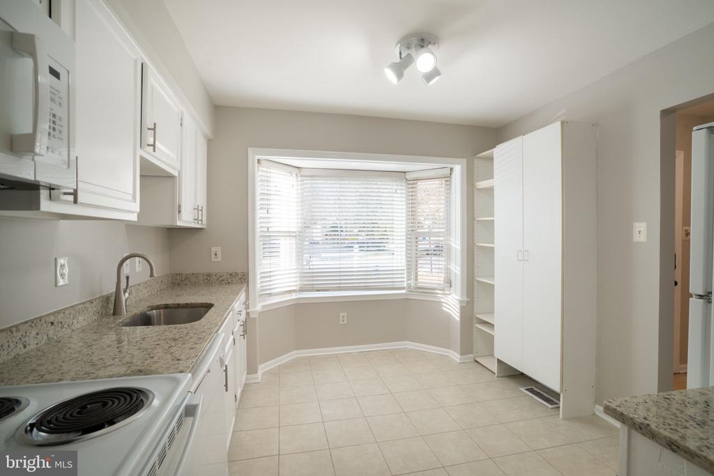 7502 CODDLE HARBOR