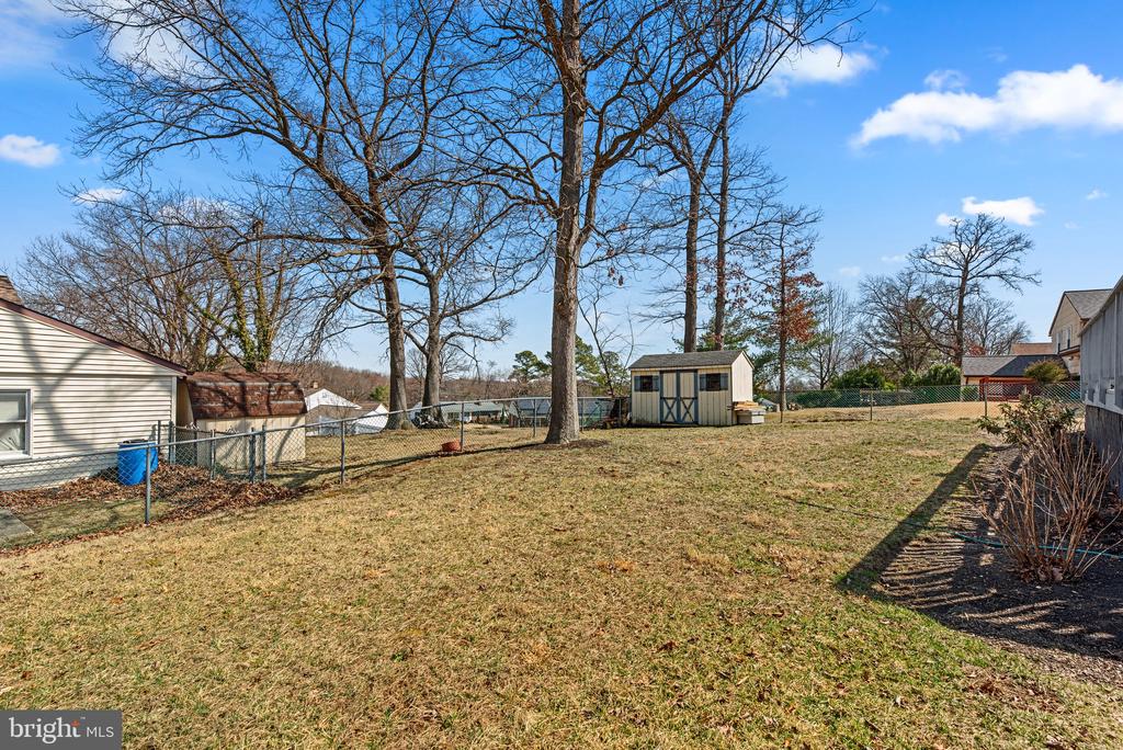 2900 Gracefield Rd