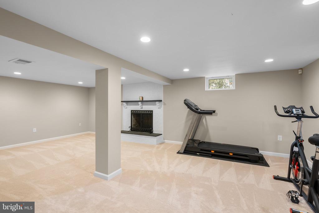 4809 Macon Rd