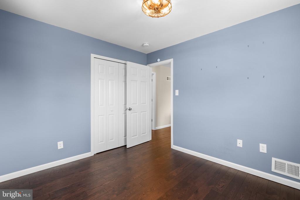 4809 Macon Rd