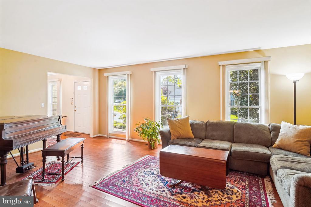 7117 Copperwood Ct