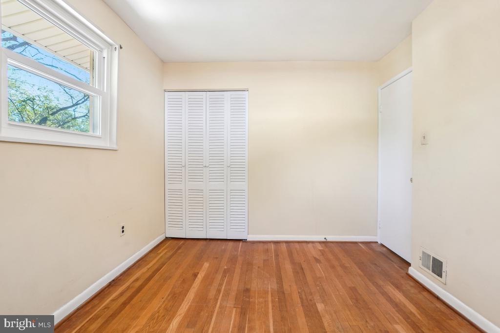 11208 Troy Rd