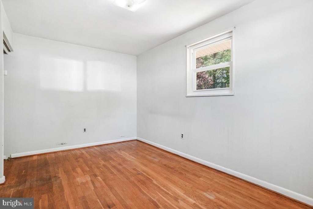 11208 Troy Rd