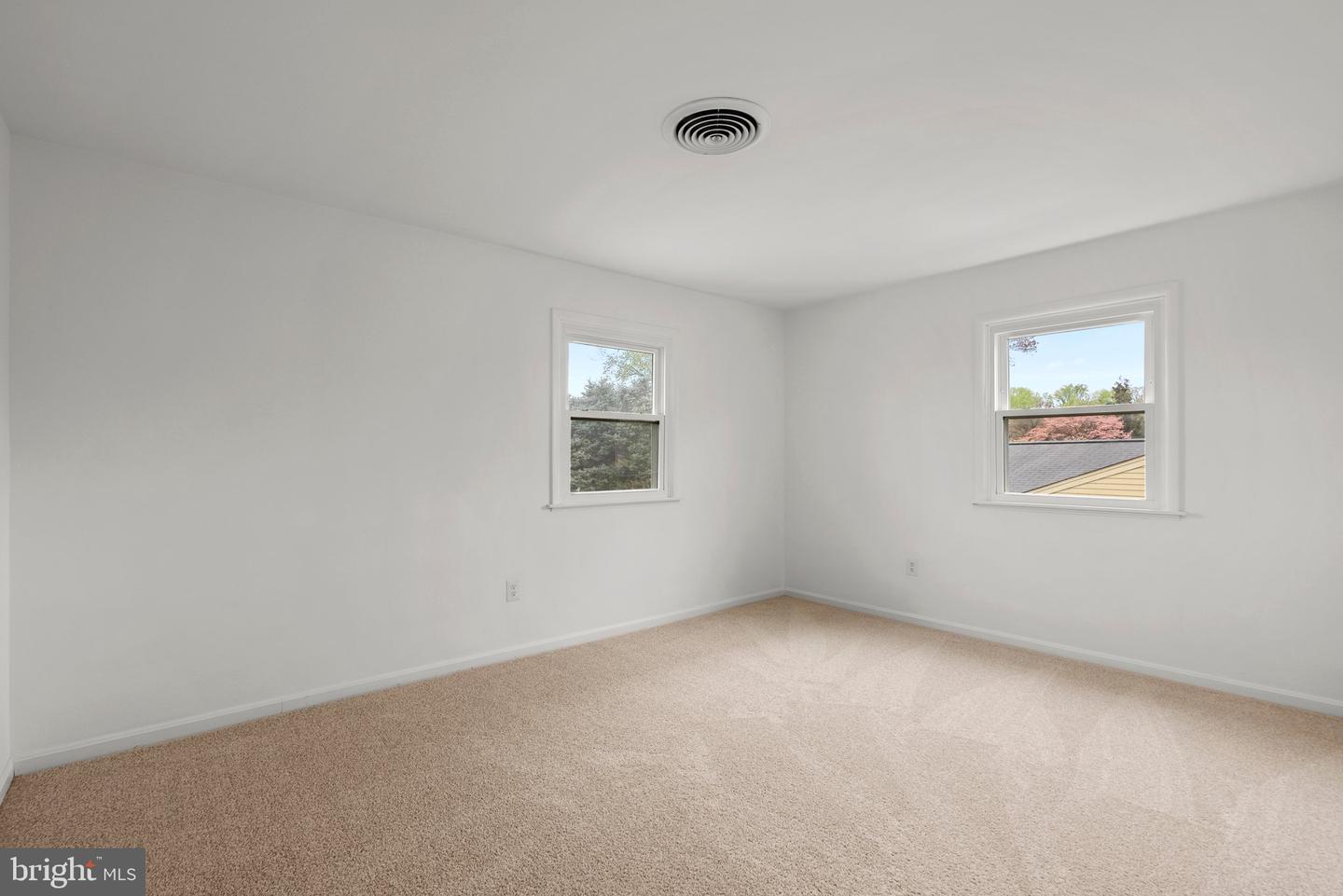 4606 WILWYN WAY