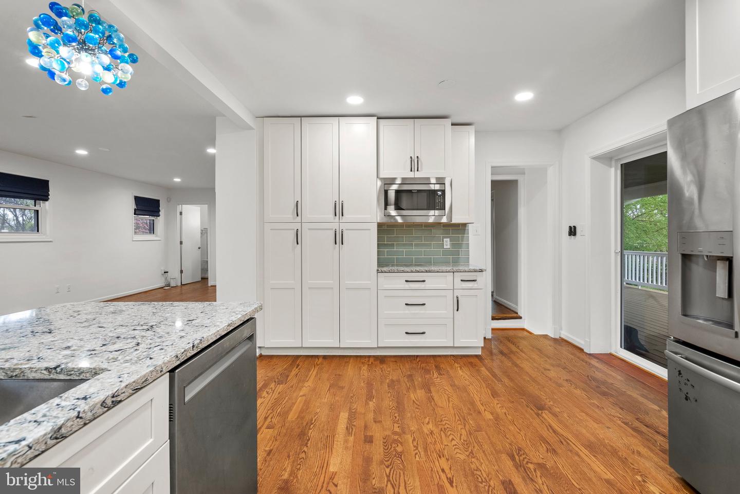 4606 WILWYN WAY