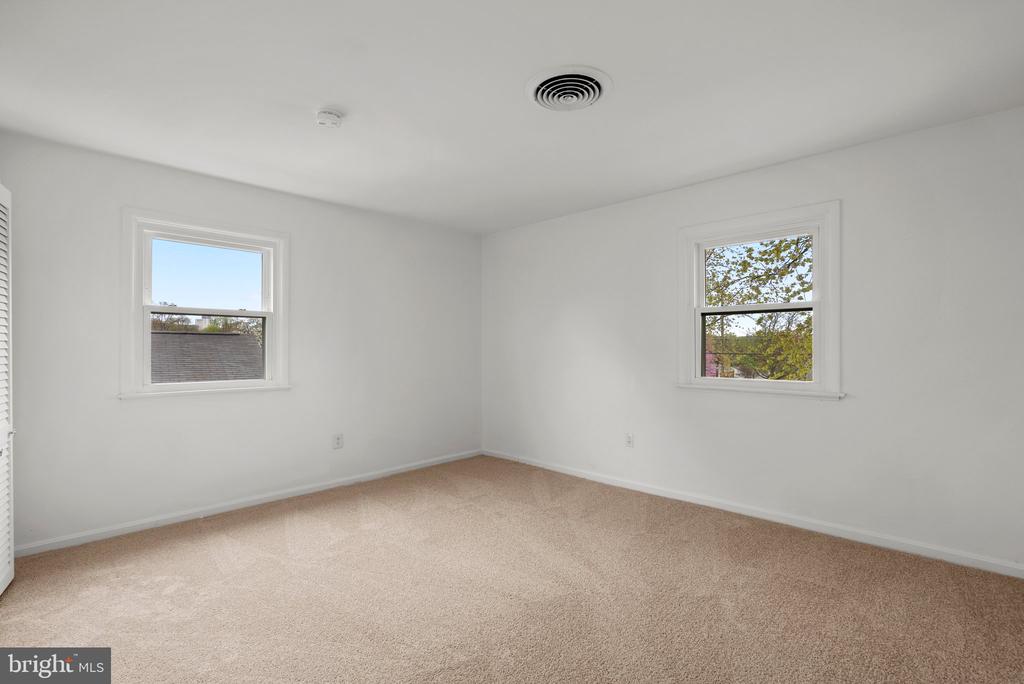 4606 WILWYN WAY