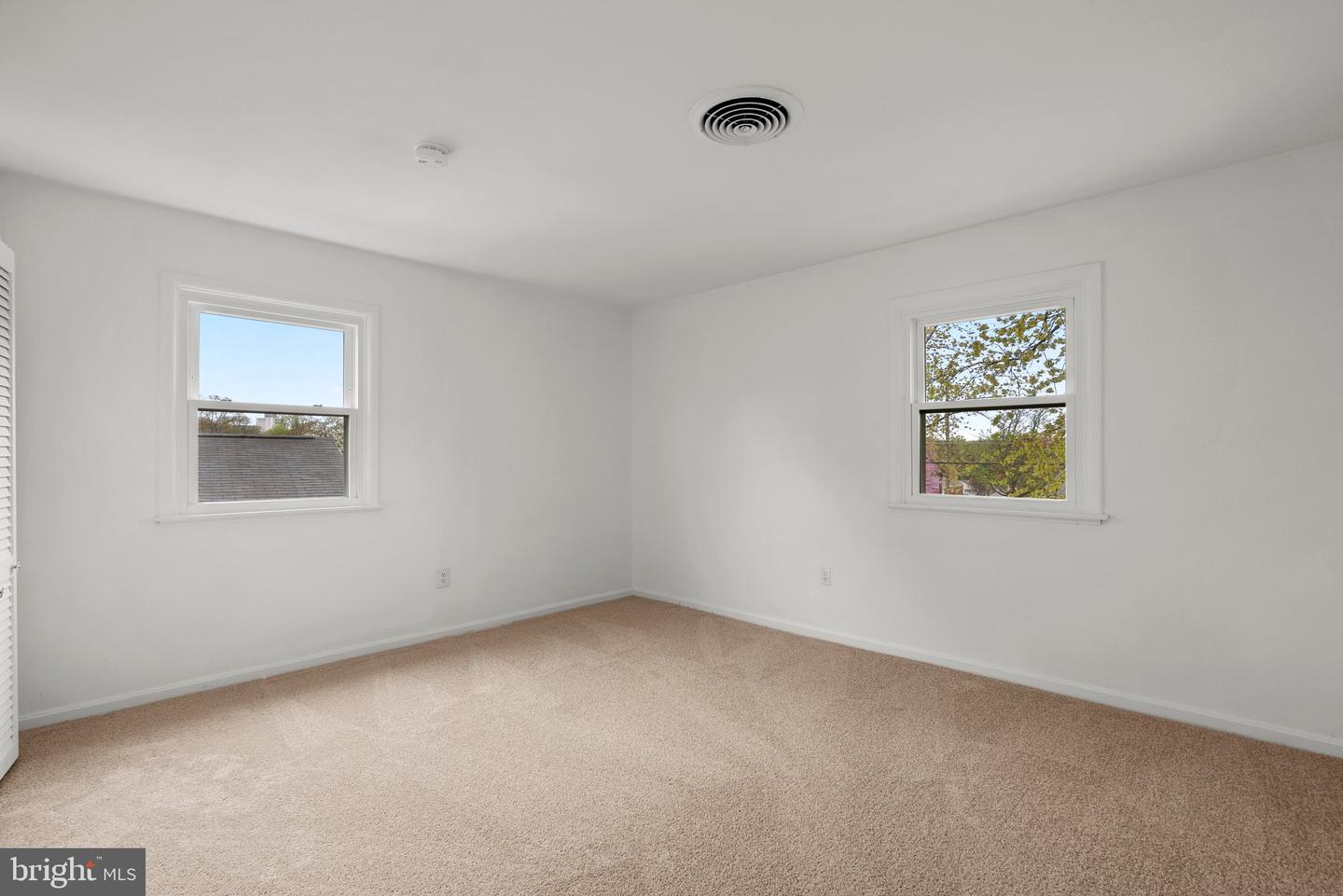 4606 WILWYN WAY