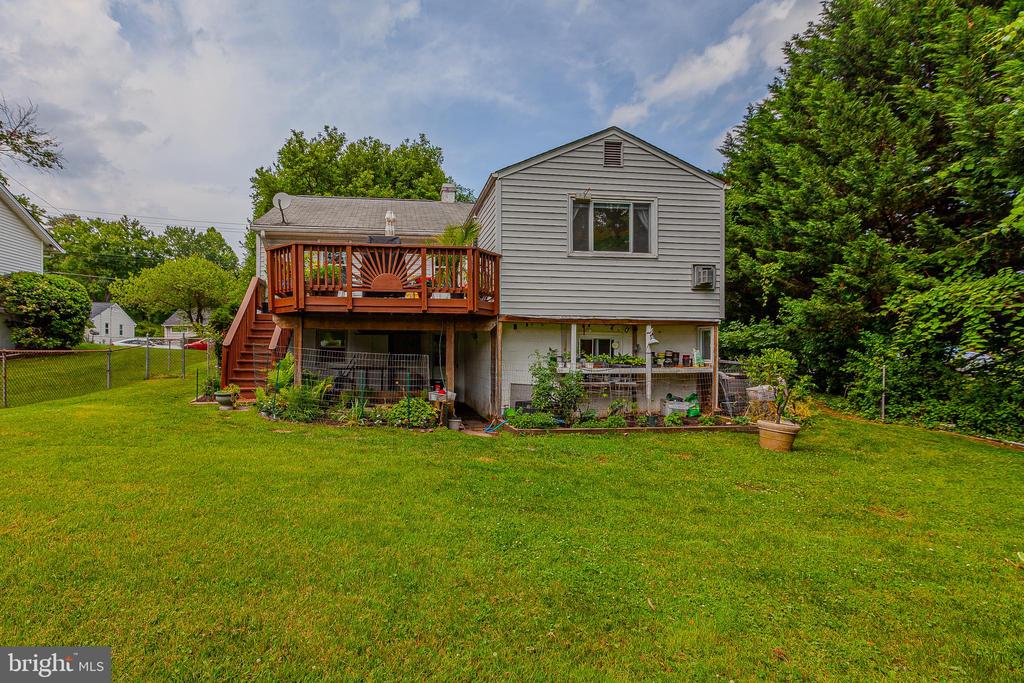 1803 CRAWFORD DRIVE