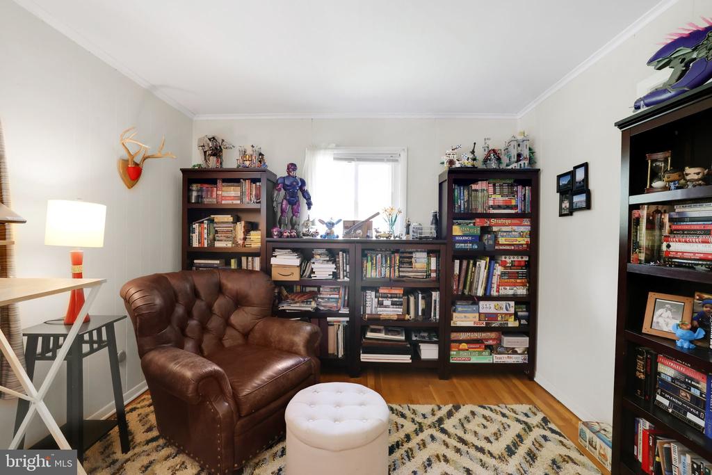 13709 SLOAN ST
