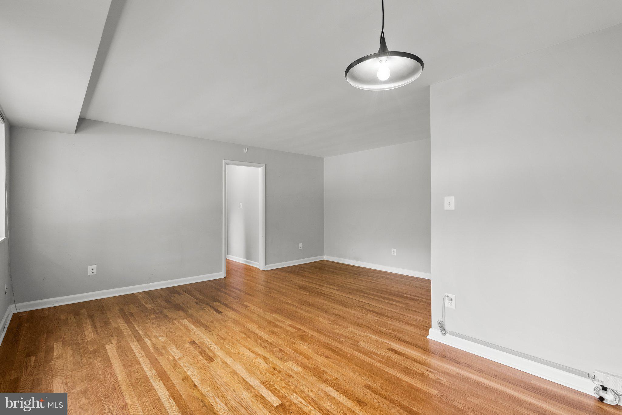 10501 MONTROSE AVENUE M-101