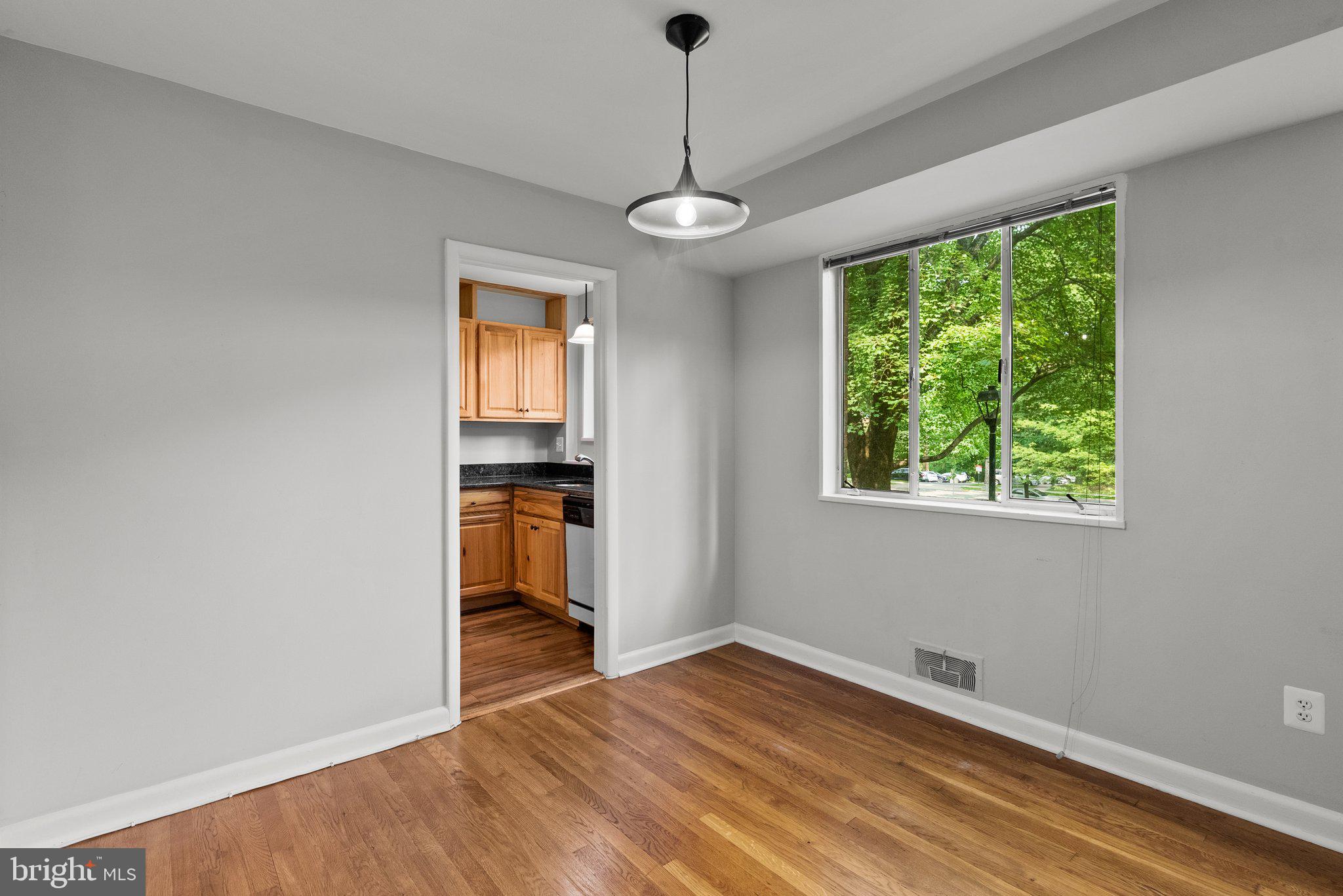 10501 MONTROSE AVENUE M-101