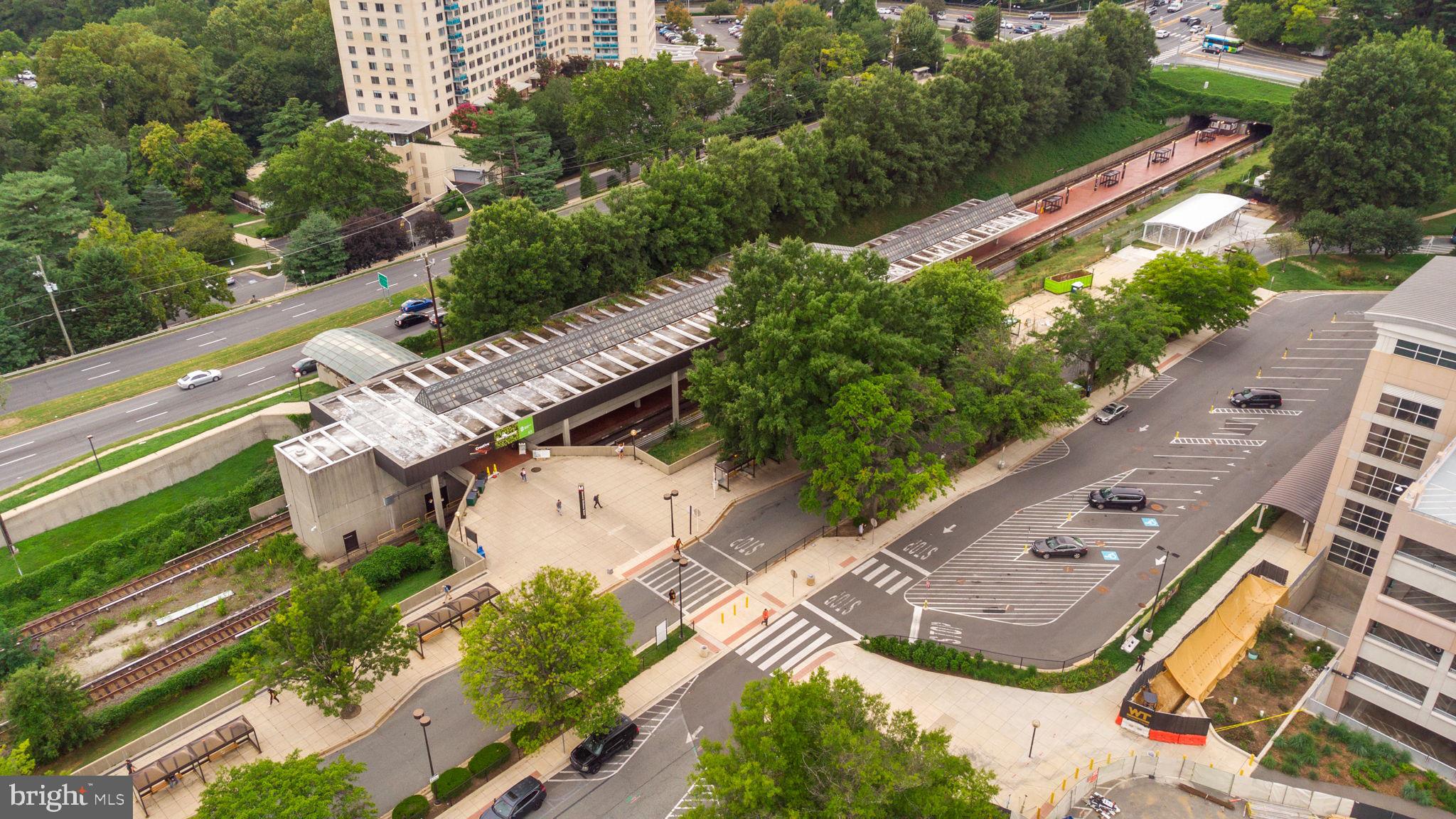 10501 MONTROSE AVENUE M-101