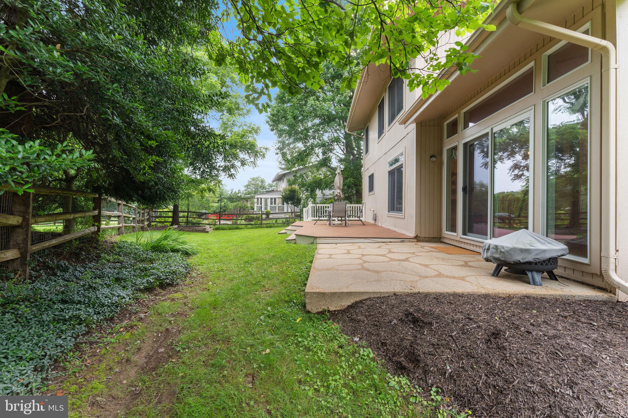 11141 Broad Green Dr