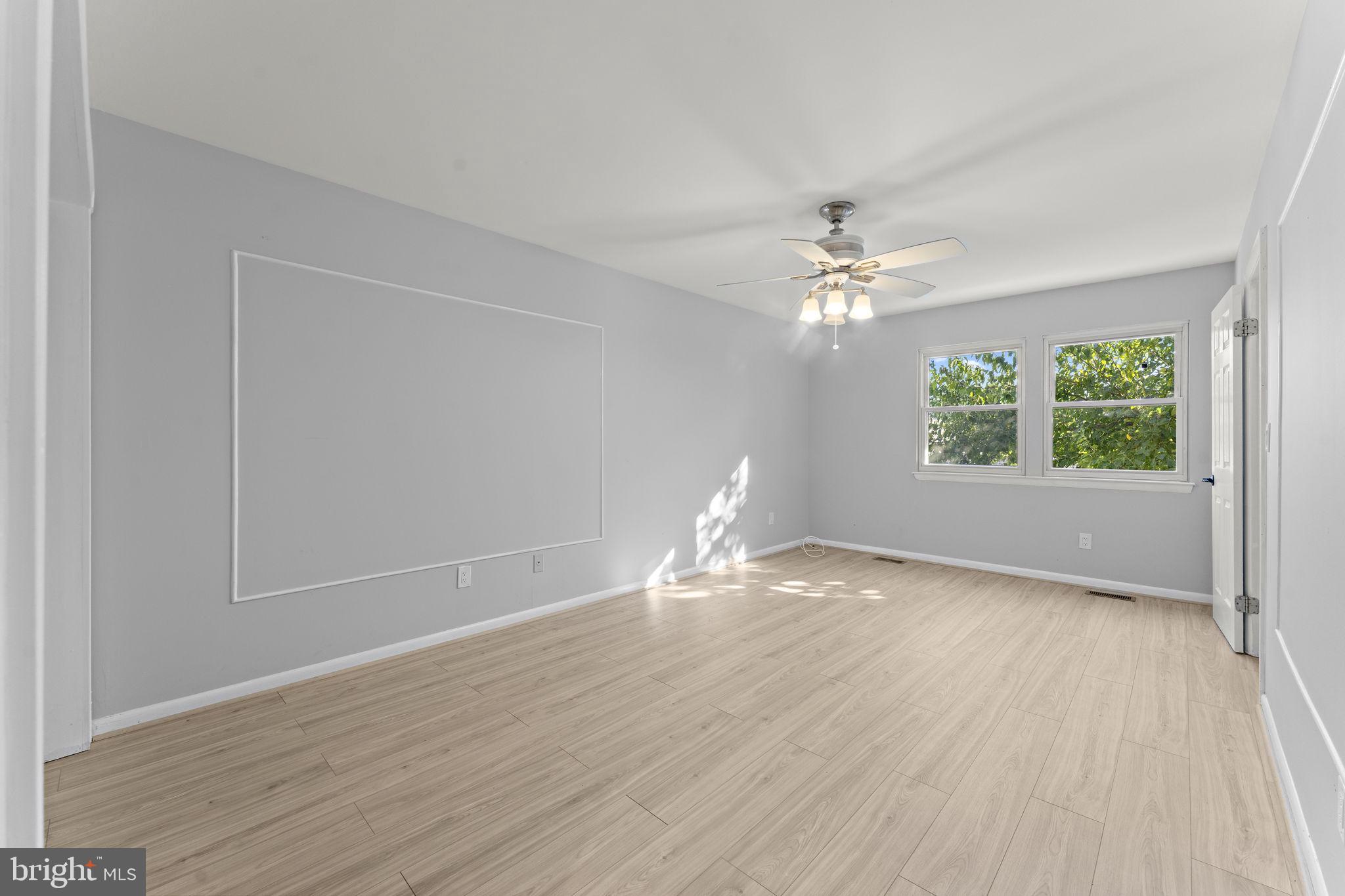 20172 Locustdale Dr #221