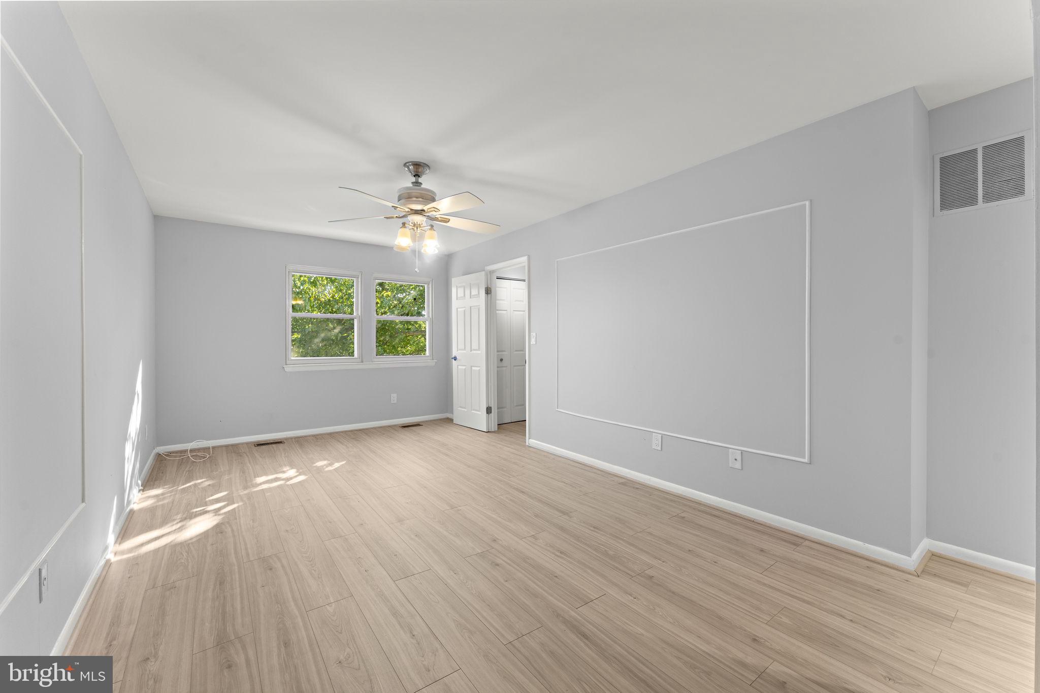 20172 Locustdale Dr #221