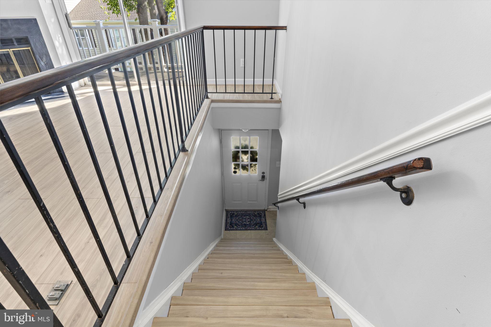 20172 Locustdale Dr #221