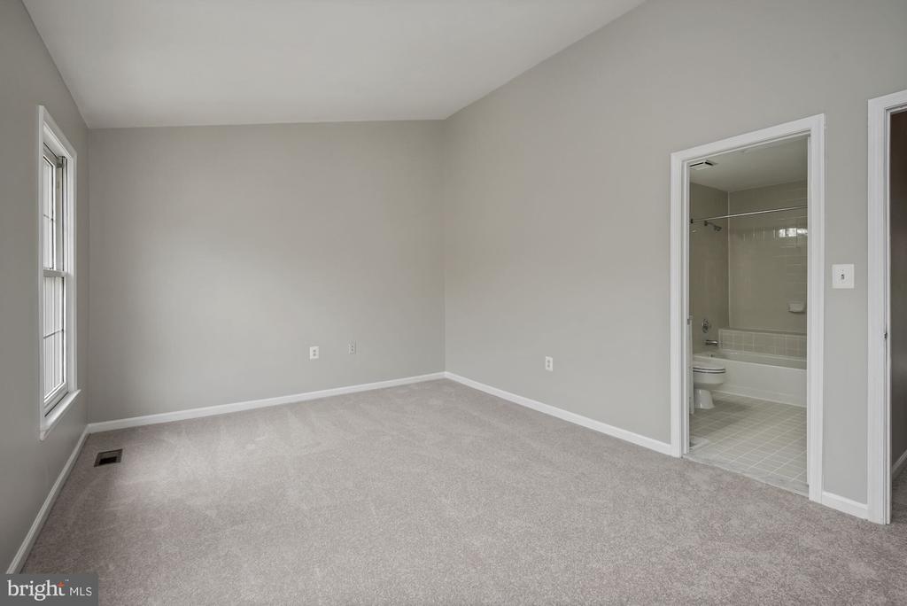 10500 GROVE RIDGE PL #51