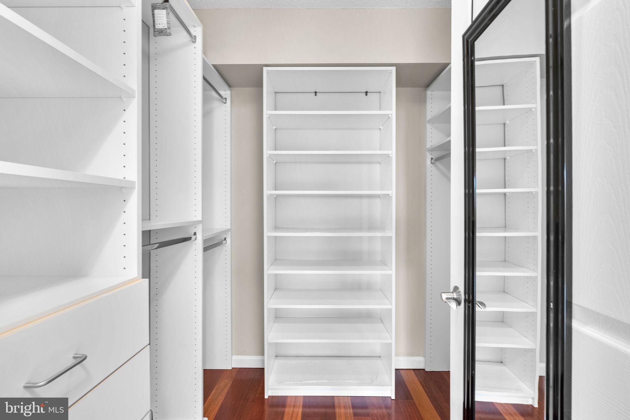 11710 OLD GEORGETOWN RD #702