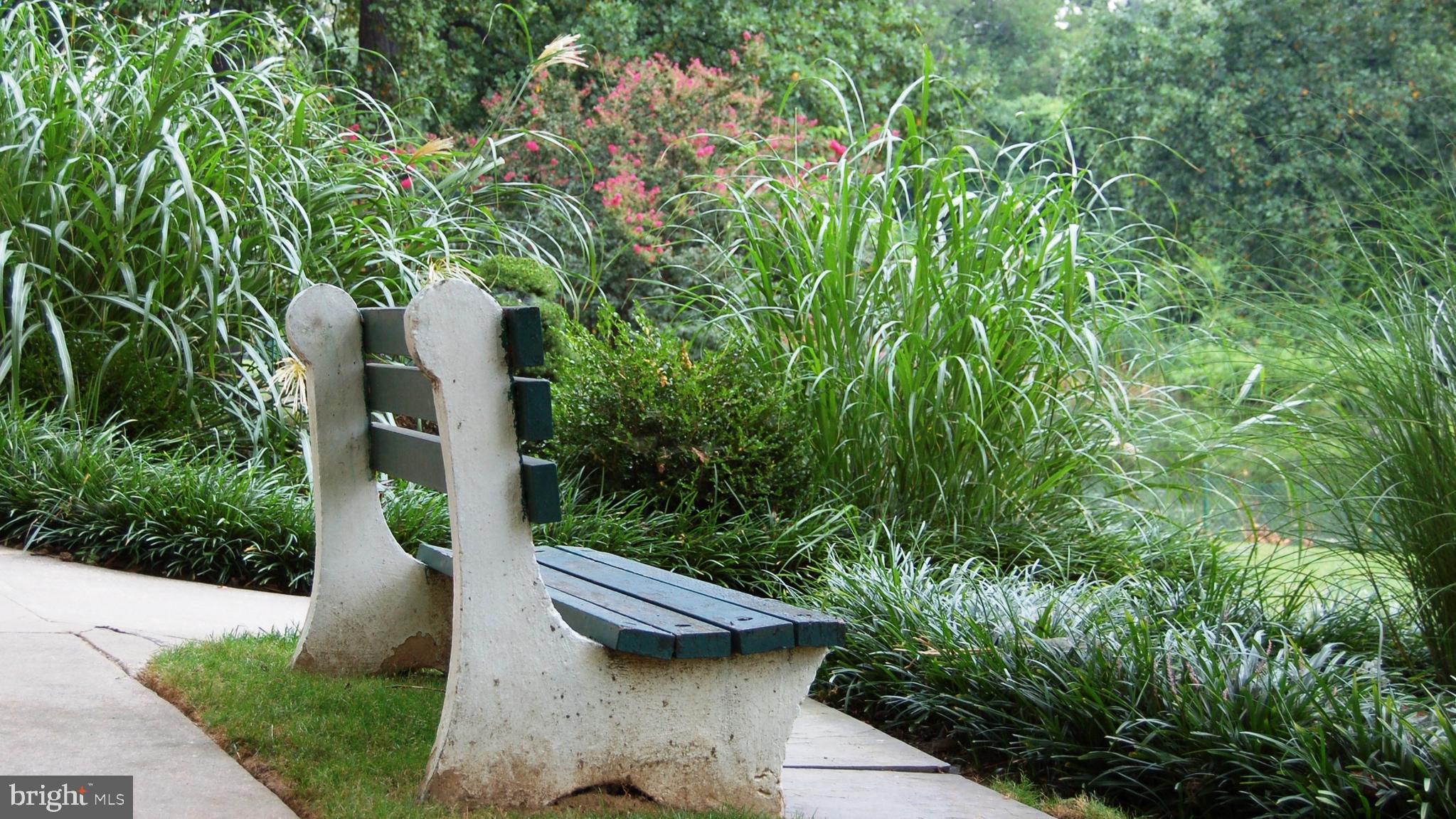 10201 GROSVENOR PLACE 620