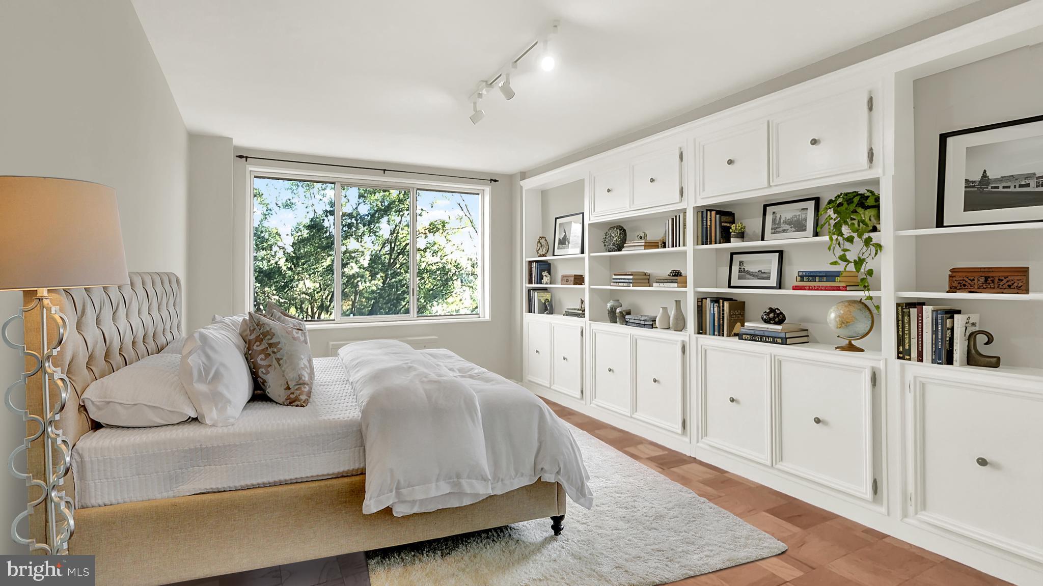 10201 GROSVENOR PLACE 620