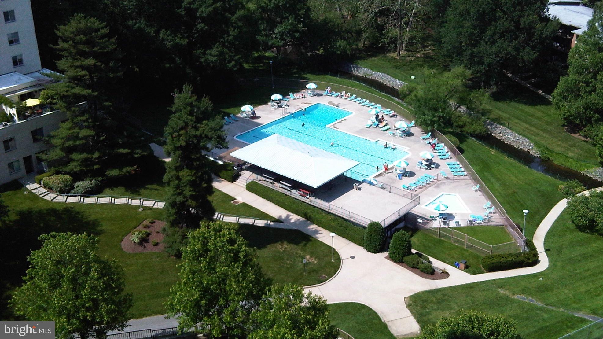 10201 GROSVENOR PLACE 620