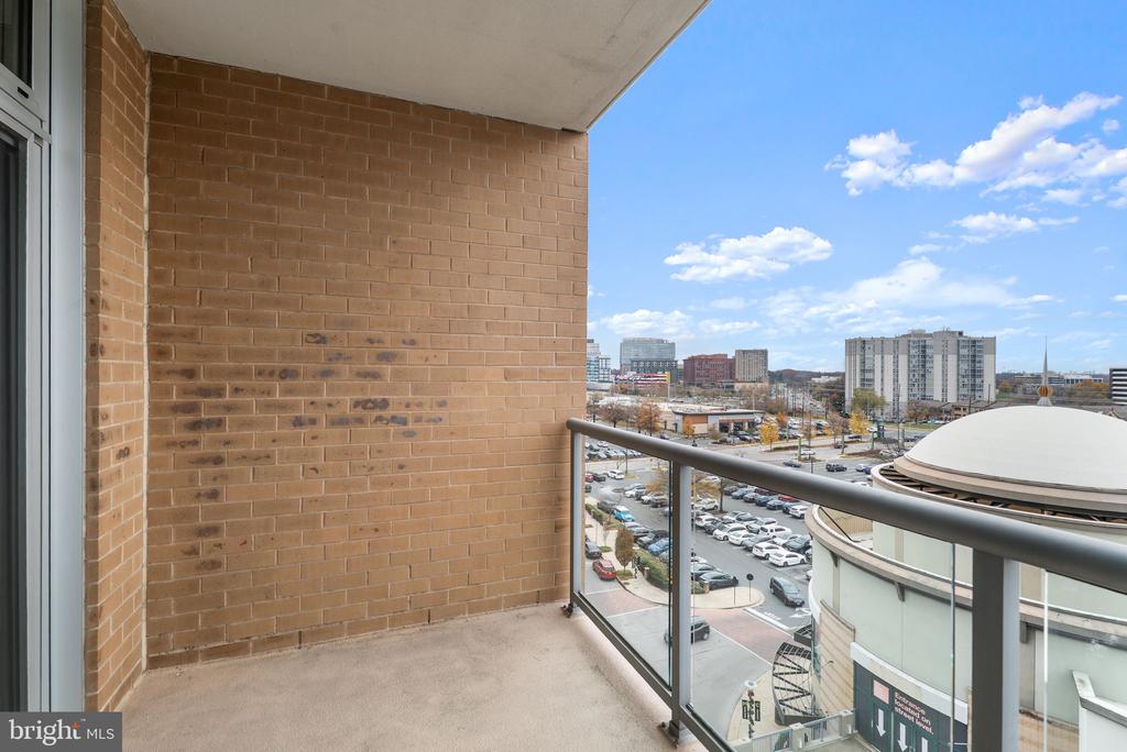 5750 BOU AVENUE 805