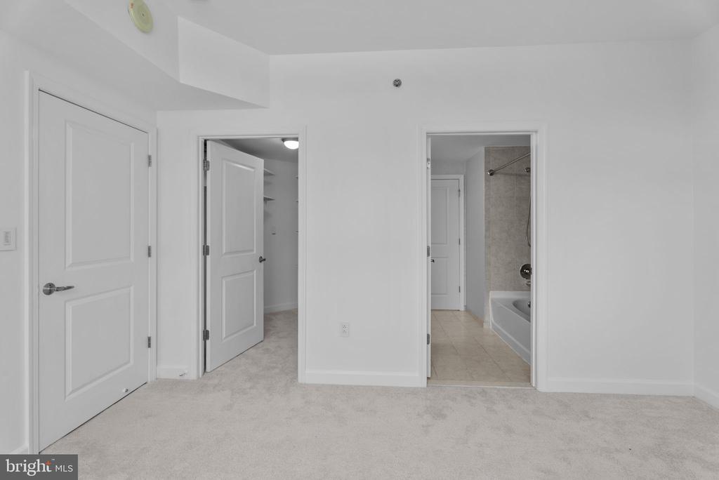 5750 BOU AVENUE 805