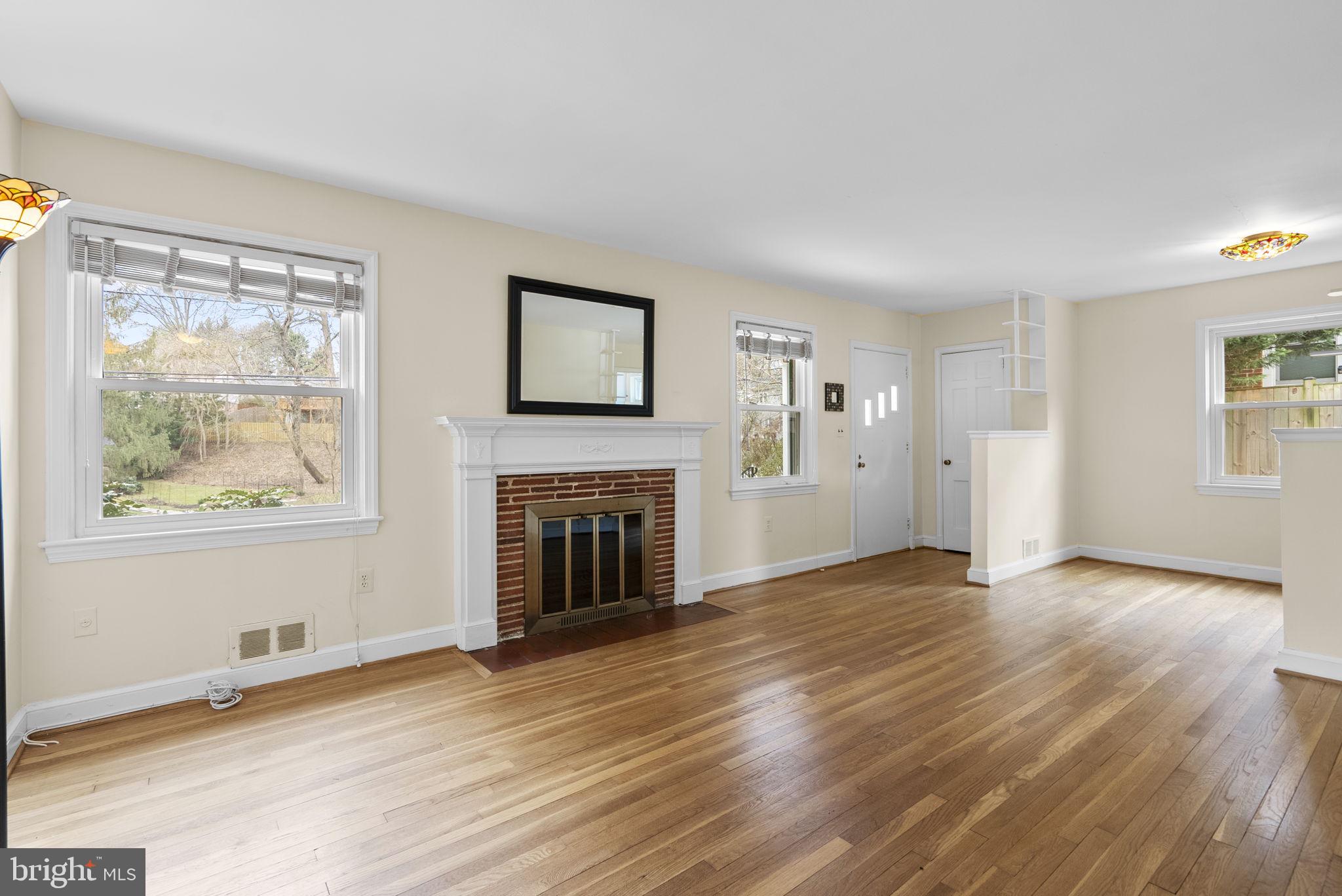 414 HILLMOOR DRIVE