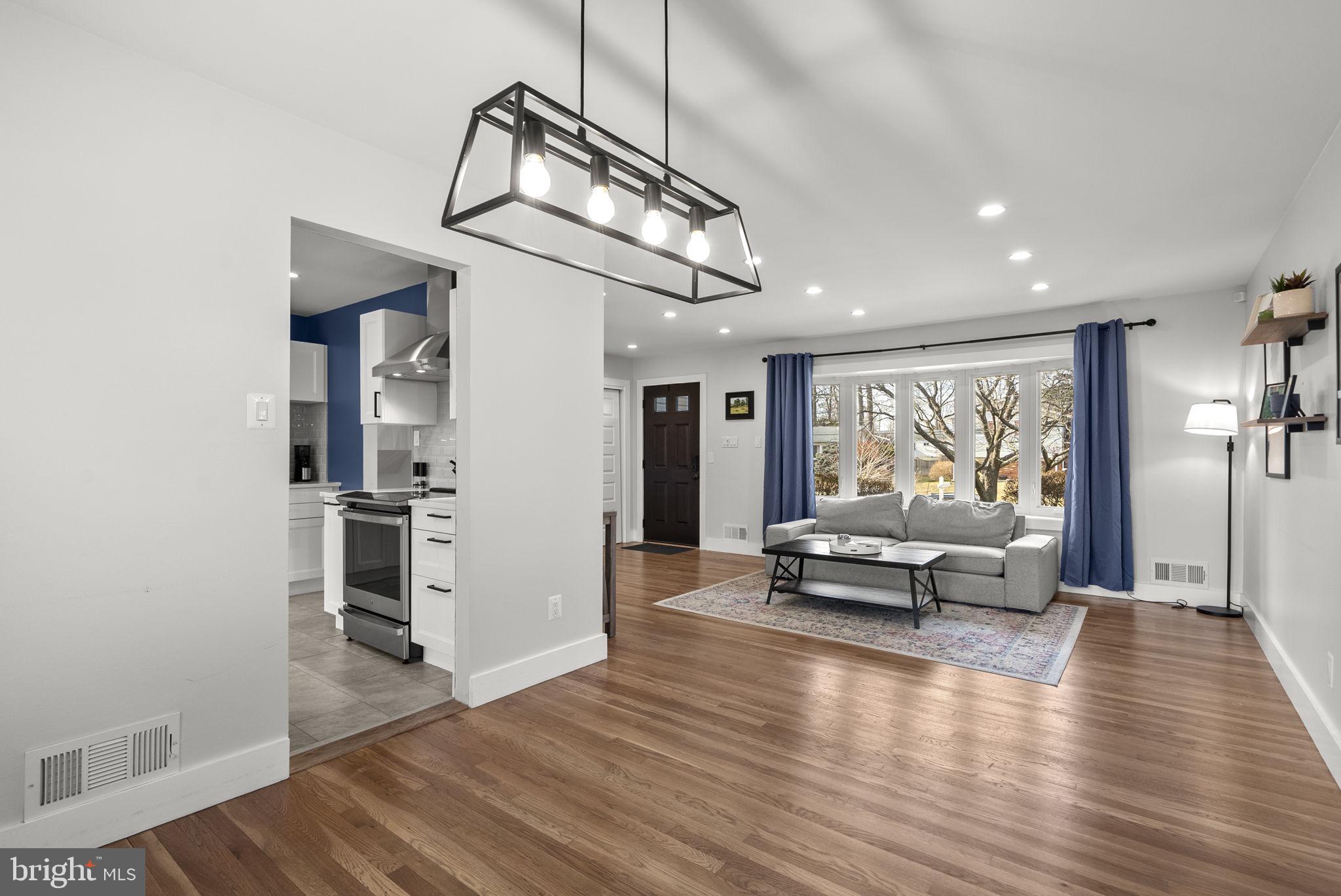 14211 DENNINGTON PLACE