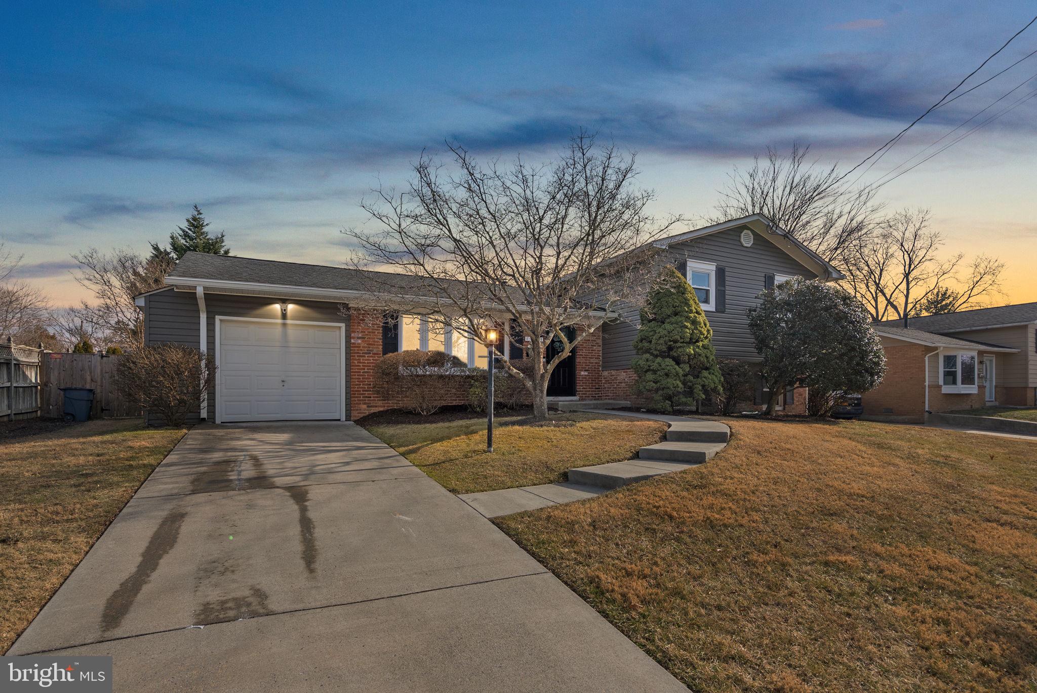 14211 DENNINGTON PLACE