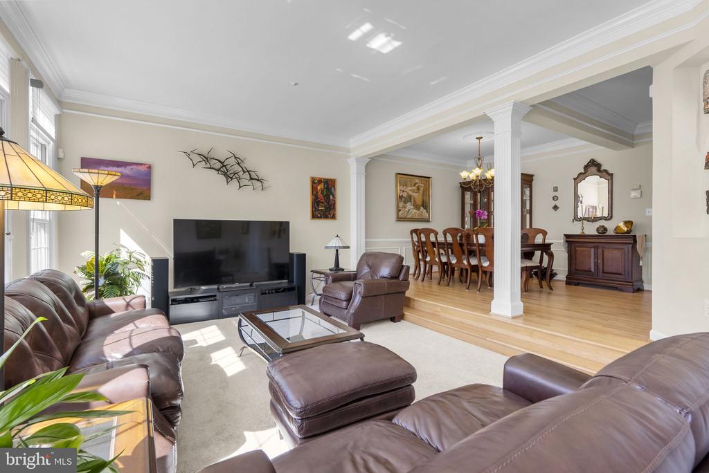 10407 FLOWERFIELD WAY