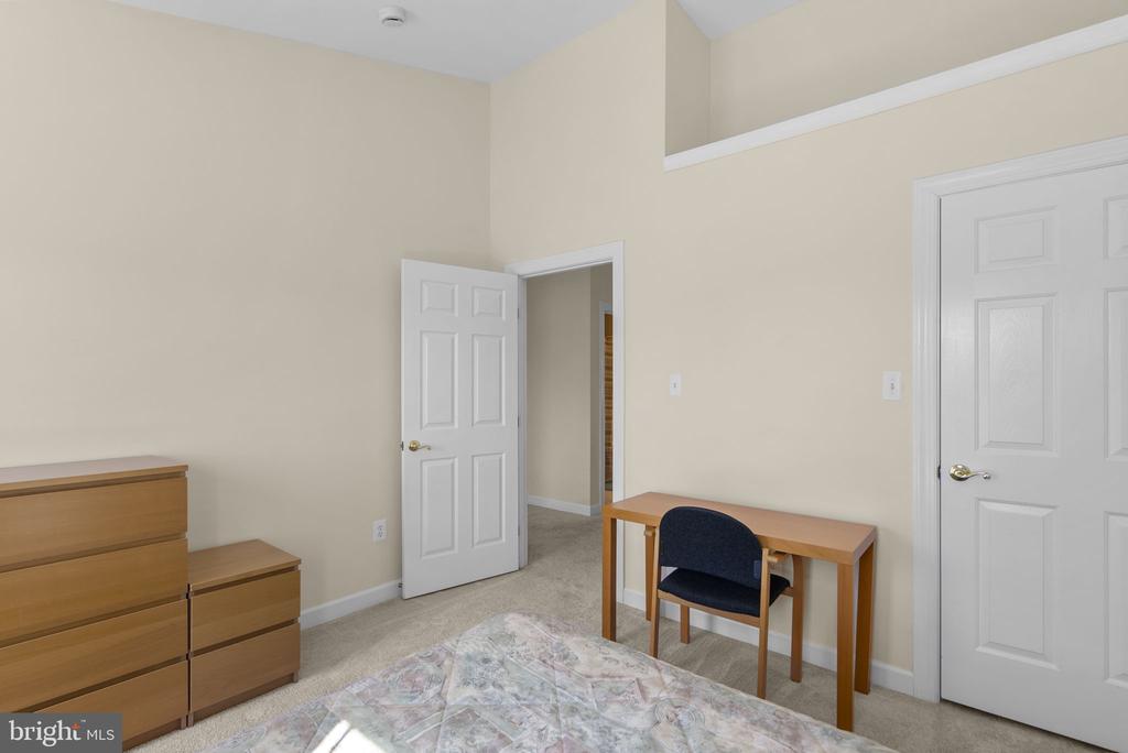 10407 FLOWERFIELD WAY