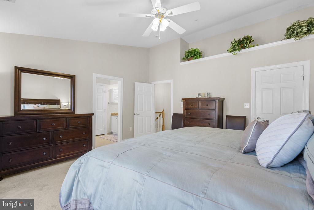 10407 FLOWERFIELD WAY