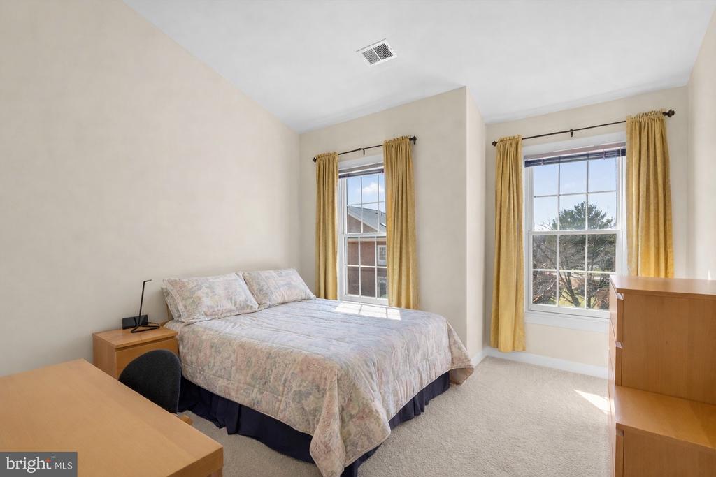 10407 FLOWERFIELD WAY