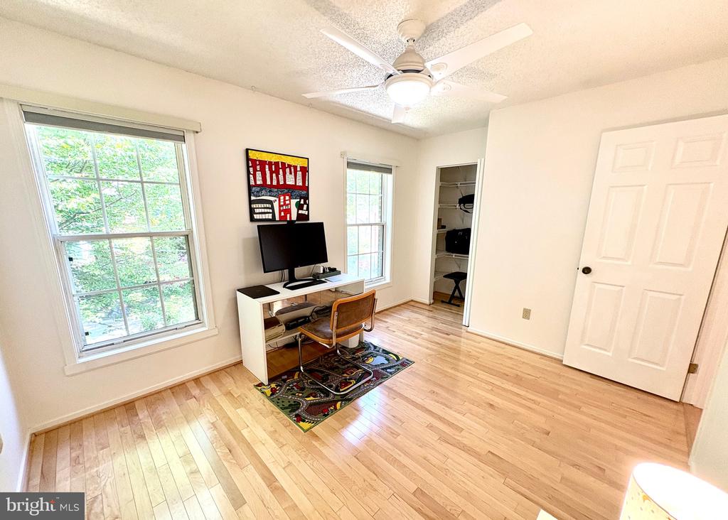 117 EASTMOOR DRIVE