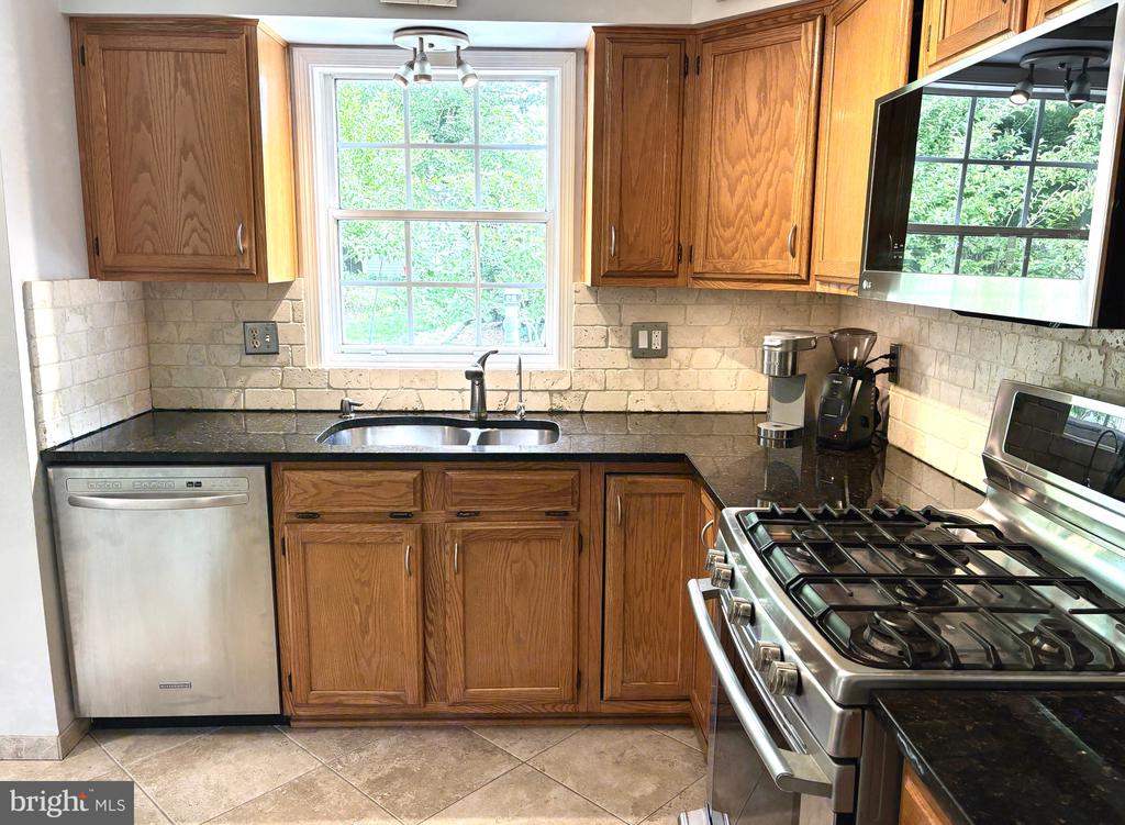 117 EASTMOOR DRIVE