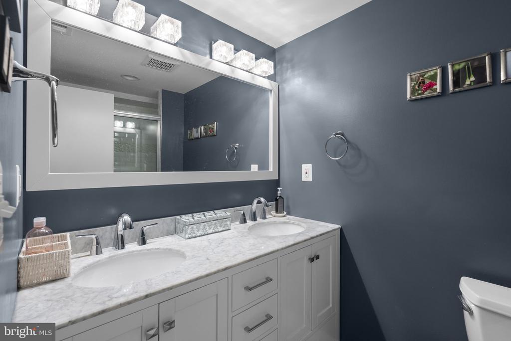 11111 SCHUYLKILL ROAD
