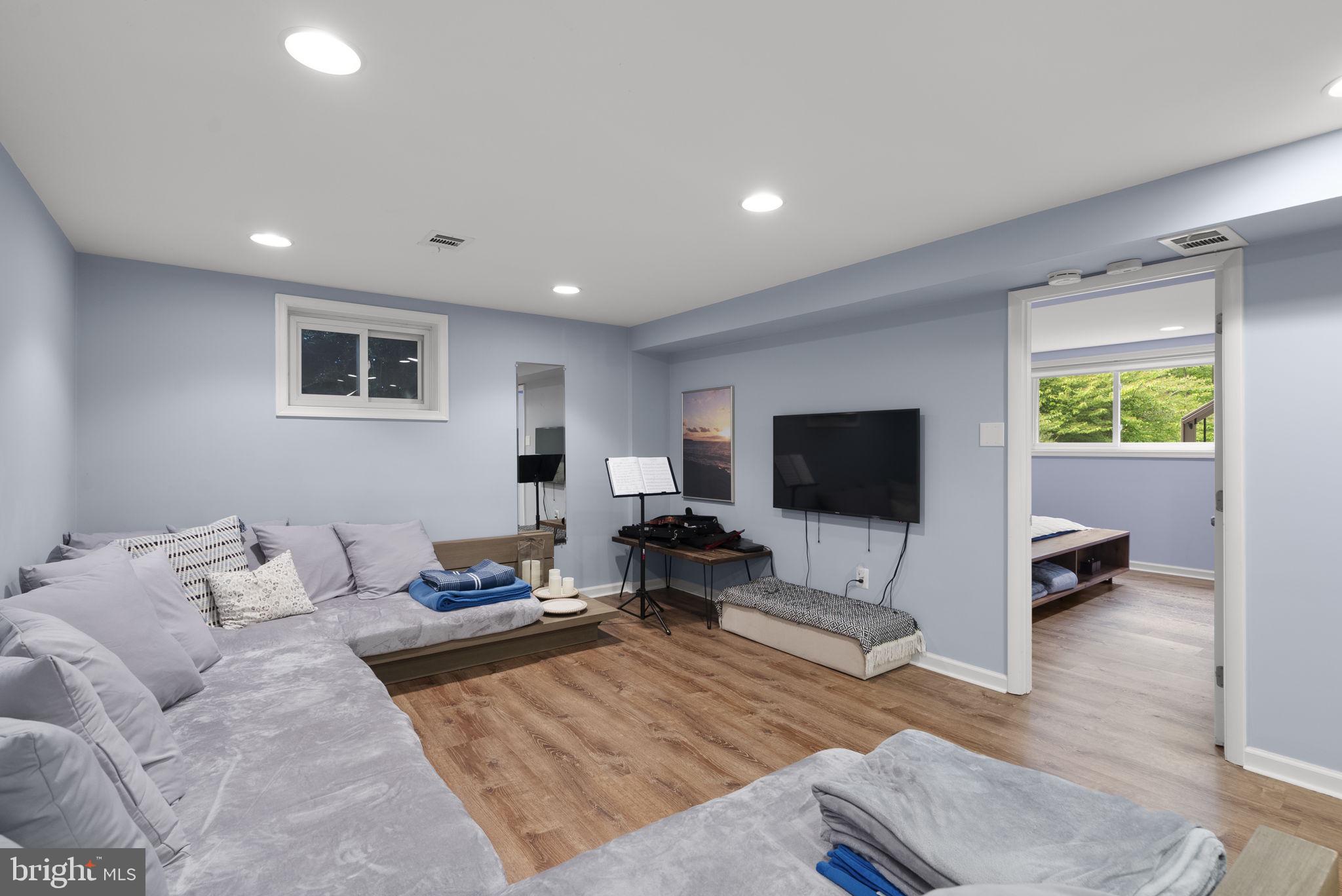 11111 SCHUYLKILL ROAD