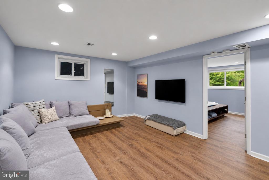 11111 SCHUYLKILL ROAD