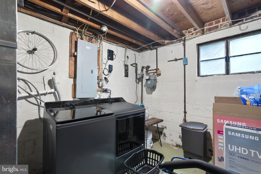 11111 SCHUYLKILL ROAD