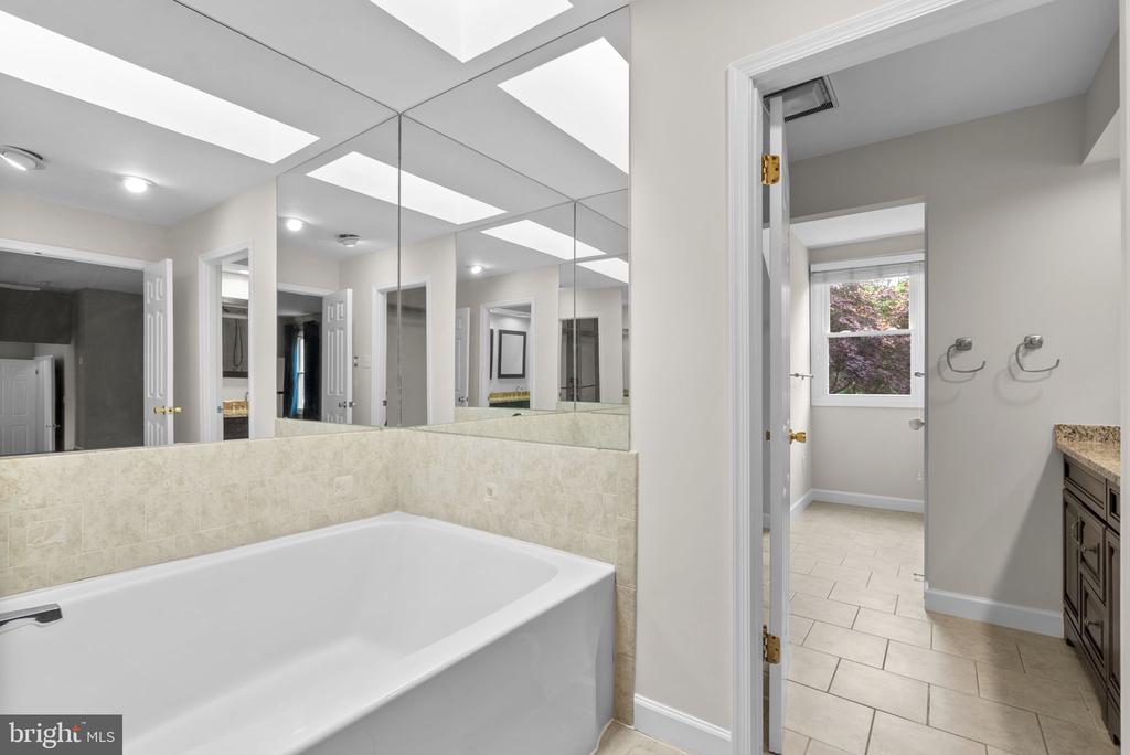 1119 HALESWORTH DRIVE