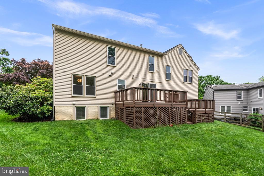 1119 HALESWORTH DRIVE